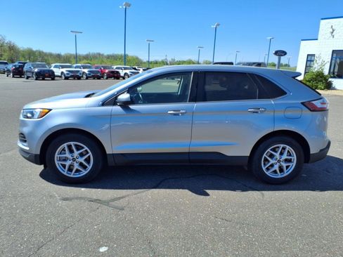 Certified 2023 Ford Edge SEL image 2