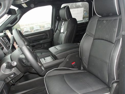 New 2026 RAM 2500 Limited image 14