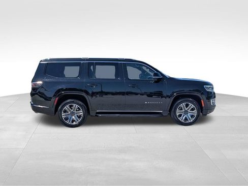 Used 2024 Jeep Wagoneer Series II AWD/4WD image 3