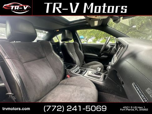 Used 2022 Dodge Charger GT w/ Plus Group RWD image 14