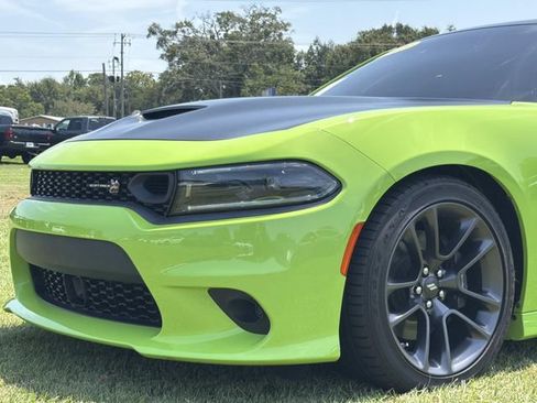 Used 2023 Dodge Charger Scat Pack w/ Plus Group RWD image 15