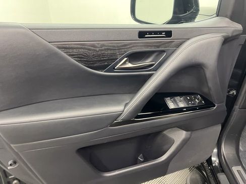 Used 2023 Lexus LX 600 4WD image 8