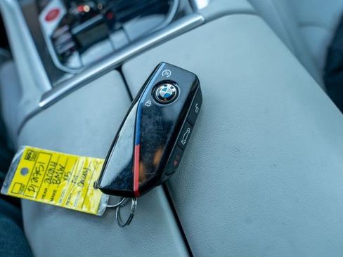 Used 2024 BMW X5 M Competition w/ Premium Package image 45