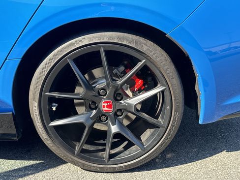 Used 2023 Honda Civic Type R image 24