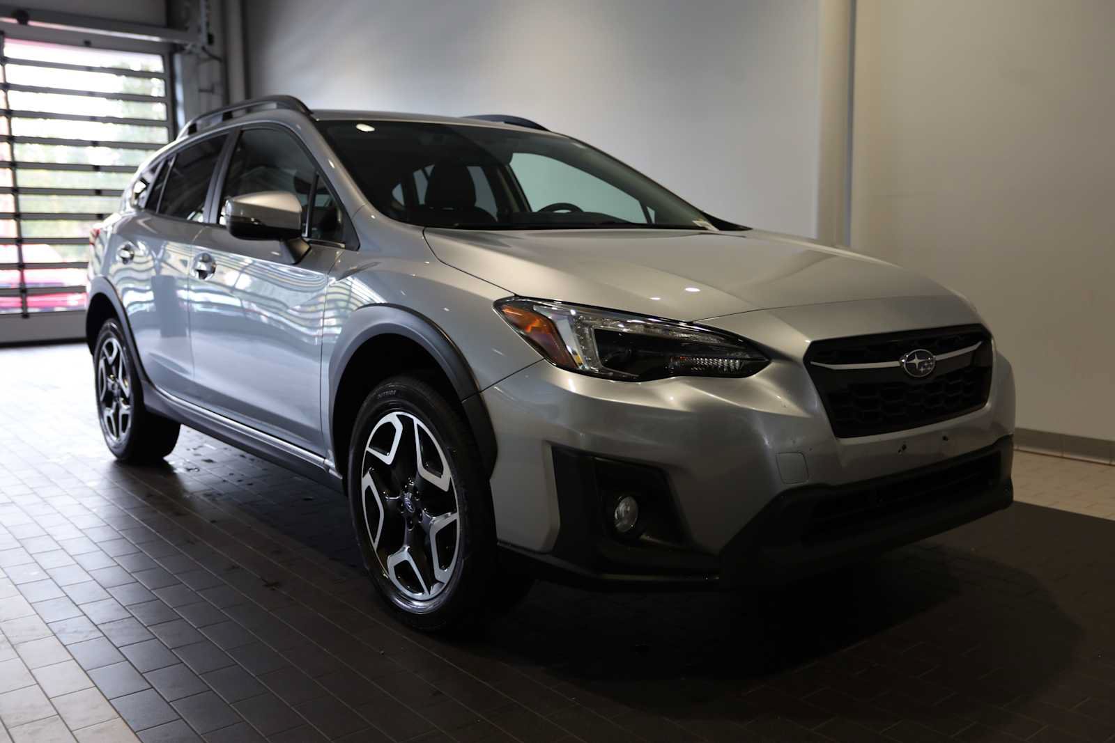 Used 2019 Subaru Crosstrek 2.0i Limited w/ Moonroof Package w/Navigation AWD/4WD image 9