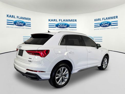 Used 2023 Audi Q3 2.0T Premium image 3