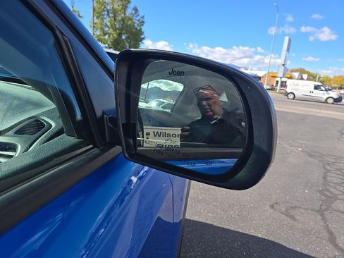 Used 2021 Jeep Compass Trailhawk image 28