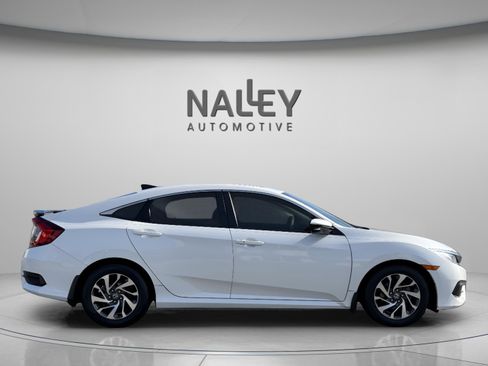 Used 2017 Honda Civic EX image 5