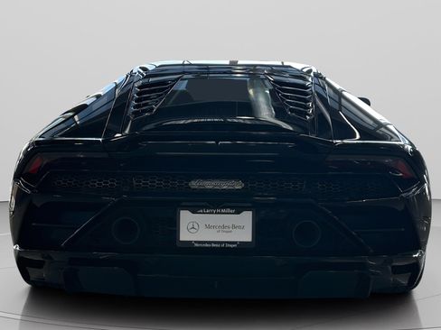 Used 2021 Lamborghini Huracan EVO image 6