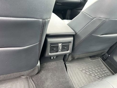 Used 2025 Toyota Camry SE w/ Convenience Package FWD image 17