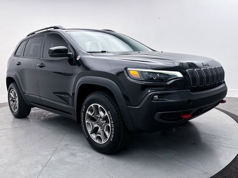 Used 2022 Jeep Cherokee Trailhawk w/ Comfort/Convenience Group image 9