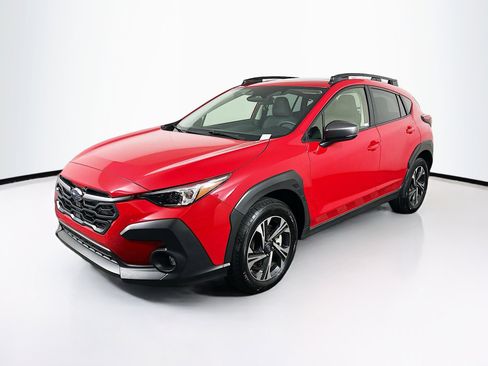 Used 2024 Subaru Crosstrek 2.0i Premium image 3