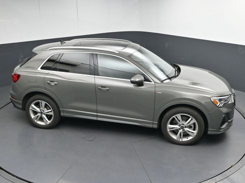 Used 2022 Audi Q3 2.0T Premium Plus image 35