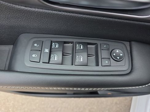 New 2026 Chrysler Pacifica Select image 29