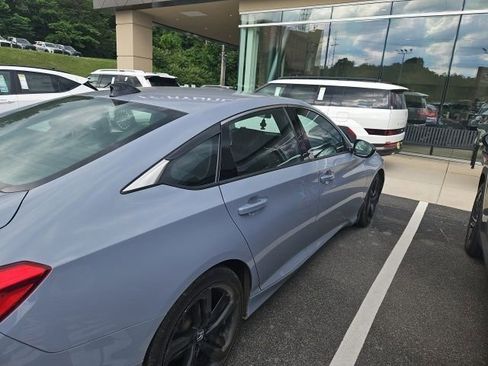 Used 2021 Honda Accord Sport image 3
