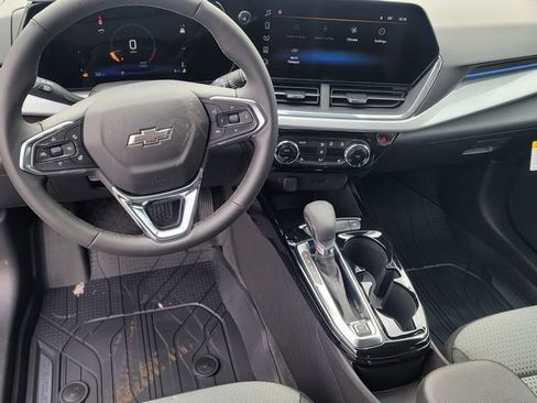 New 2026 Chevrolet Trax LT image 24