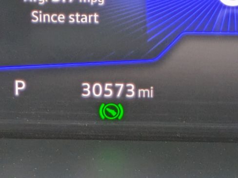 Used 2023 Volkswagen Tiguan SE R-Line image 11