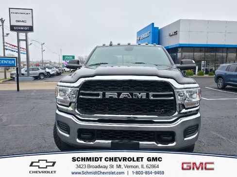 Used 2022 RAM 3500 Tradesman image 2