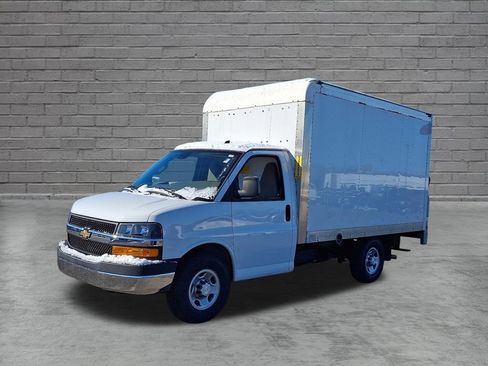 Used 2023 Chevrolet Express 3500 RWD image 6
