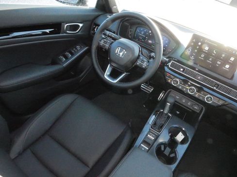 Certified 2026 Honda Civic Sport Touring image 9