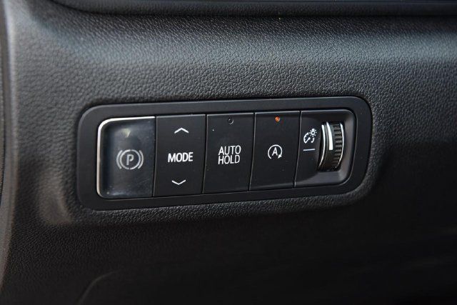 Used 2025 GMC Terrain Elevation FWD image 11