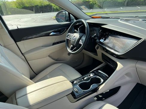 Used 2023 Buick Envision Preferred image 9