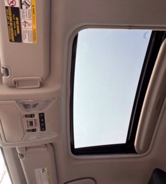 Used 2019 Toyota RAV4 XLE FWD image 16