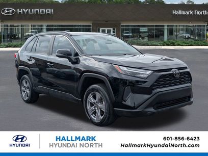Used 2022 Toyota RAV4 XLE w/ Convenience Package
