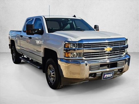 Used 2016 Chevrolet Silverado 2500 W/T w/ WT Convenience Package image 3