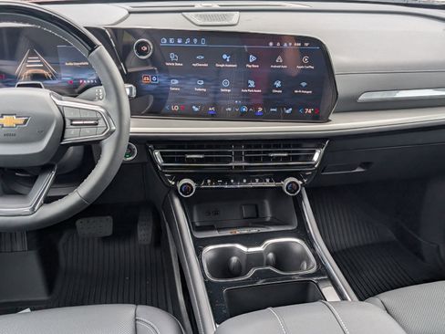 New 2026 Chevrolet Traverse LT w/ Enhanced Driving Package image 17