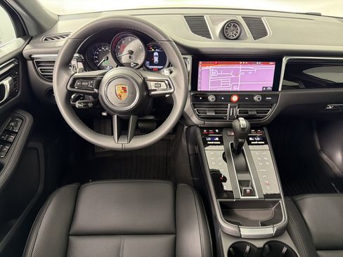 Used 2026 Porsche Macan S AWD/4WD image 27