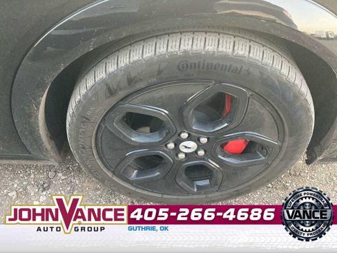 Used 2023 Ford Mustang Mach-E GT image 8