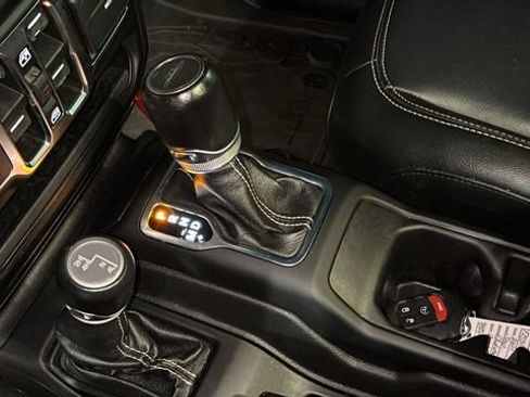 Used 2021 Jeep Gladiator Overland w/ Popular Equipment Package image 20