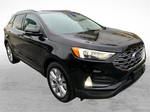 Used 2022 Ford Edge Titanium AWD/4WD image 8