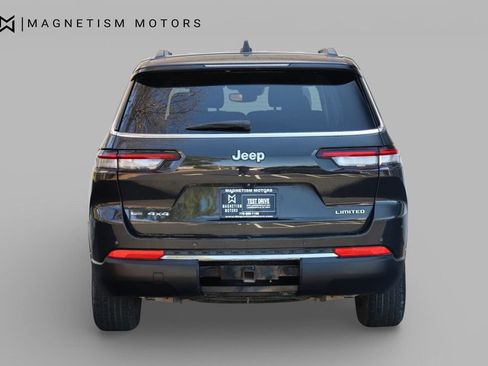 Used 2022 Jeep Grand Cherokee L Limited w/ Trailer Tow Group (B) image 8