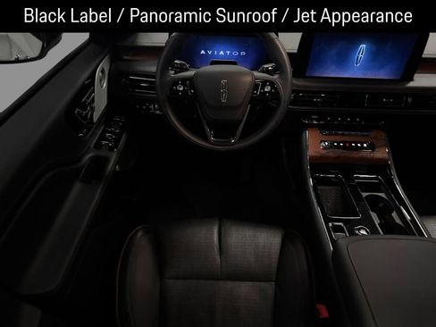 Certified 2025 Lincoln Aviator Black Label w/ Jet Appearance Package AWD/4WD image 9