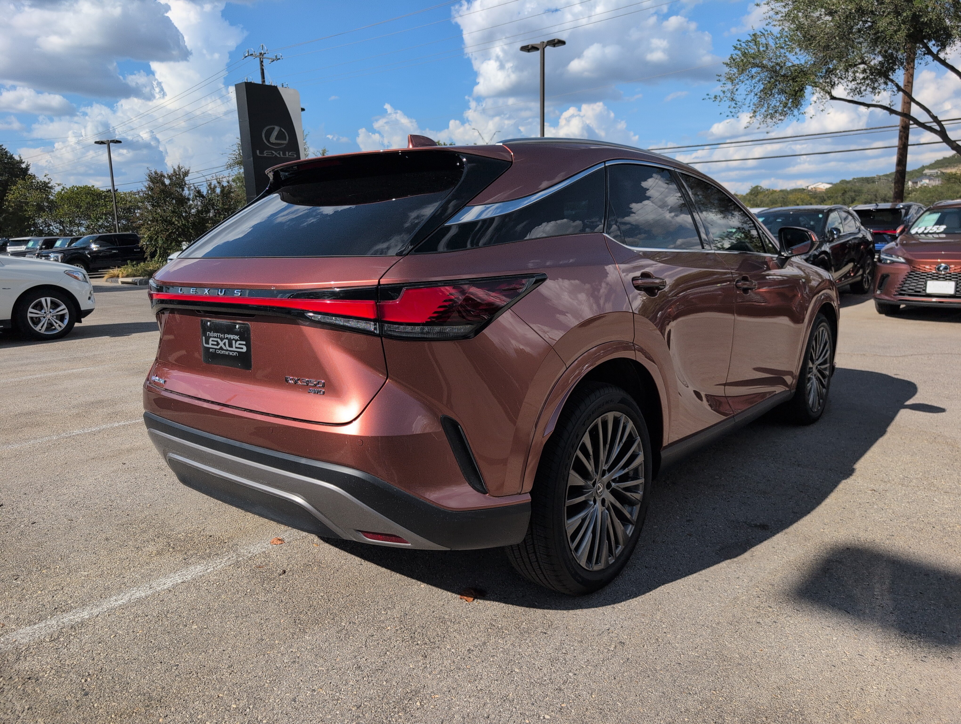 Certified 2023 Lexus RX 350 AWD w/ Accessory Package (Z1) image 3