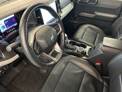 Used 2022 Ford Bronco Badlands w/ Sasquatch Package image 5