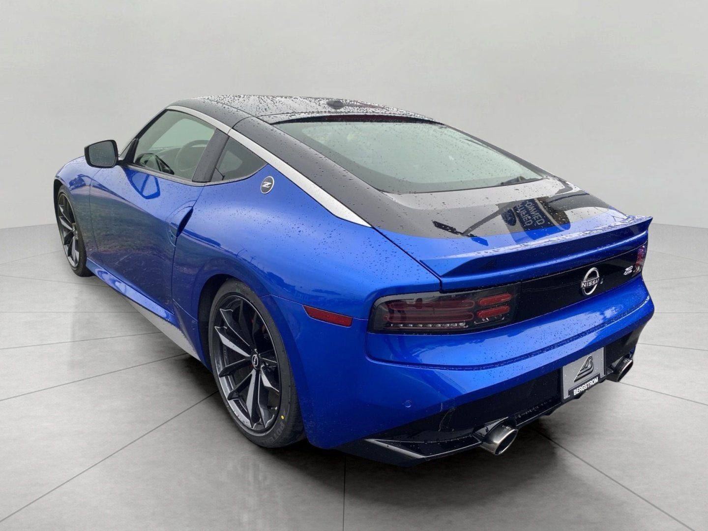 Used 2024 Nissan Z Performance w/ Floor Mat Package RWD image 10