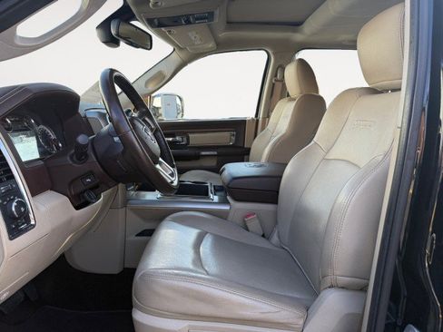 Used 2013 RAM 2500 Laramie w/ Convenience Group image 2
