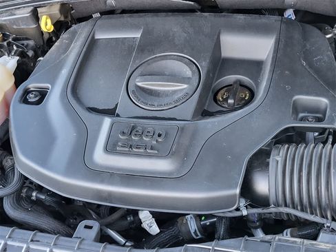 Used 2023 Jeep Grand Cherokee Summit image 30