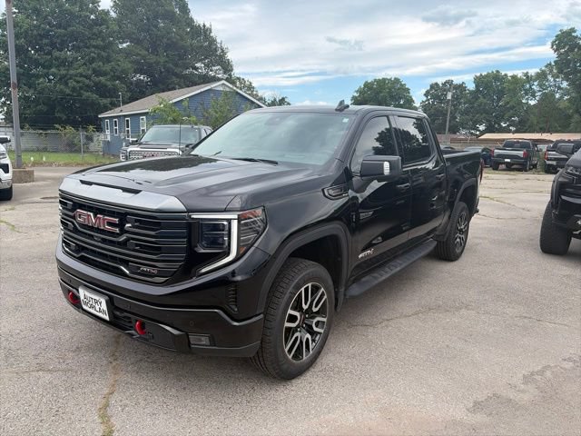 Used 2023 GMC Sierra 1500 AT4 w/ Technology Package AWD/4WD image 2