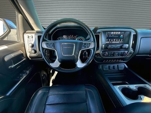 Used 2018 GMC Sierra 1500 Denali w/ Denali Ultimate Package AWD/4WD image 9