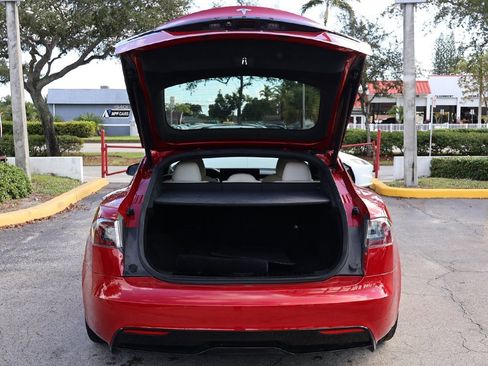 Used 2022 Tesla Model S image 21