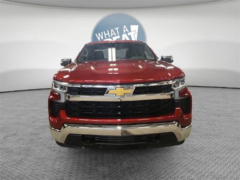 Certified 2023 Chevrolet Silverado 1500 LT w/ Z71 Off-Road Package image 9
