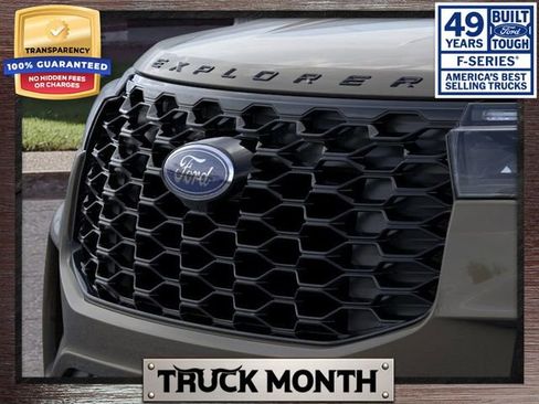 New 2026 Ford Explorer ST-Line w/ ST-Line Street Pack image 17