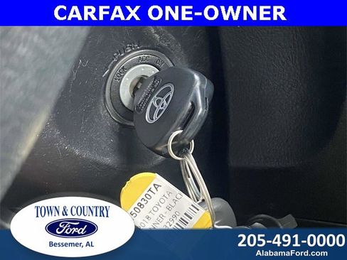 Used 2018 Toyota 4Runner SR5 image 19