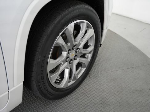 Used 2018 Chevrolet Traverse Premier AWD/4WD image 67