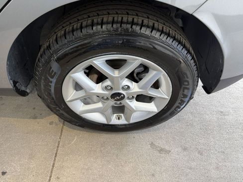 Used 2025 Kia Soul LX w/ Option Group 015 image 30