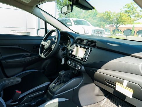 New 2025 Nissan Versa S w/ Trunk Package image 25